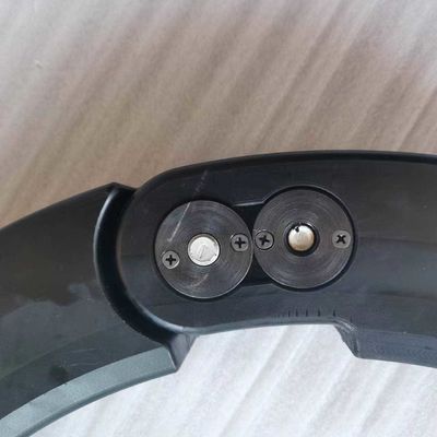 自動車タイヤ安全装置 走行平面タイヤ オフロードタイヤ内側サポートを挿入する