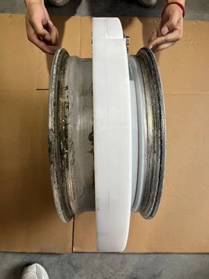 16インチは動かされた平らな挿入物の乗用車に動かす平らな車輪の挿入物を縁を付ける