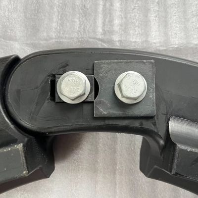 破裂のトラックの装甲車両のための緊急の安全Runflatシステム