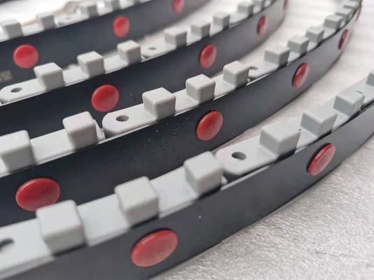 軍用車両の操業平らな安全バンド235/55R17 265/65R17平らなタイヤの保護