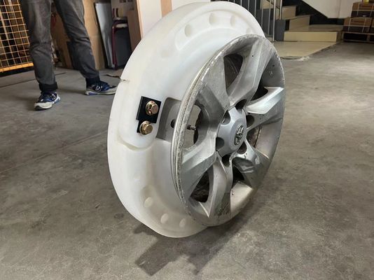 縁によって取付けられるタイヤの操業平らな装置乗用車RunflatはOEM ODMを挿入する