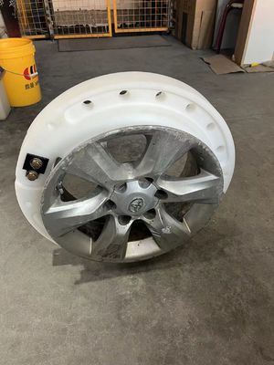 警察用車 防爆タイヤ ランフラット 挿入タイヤ保護装置 日産 トヨタ BMW メルセデス ジップ