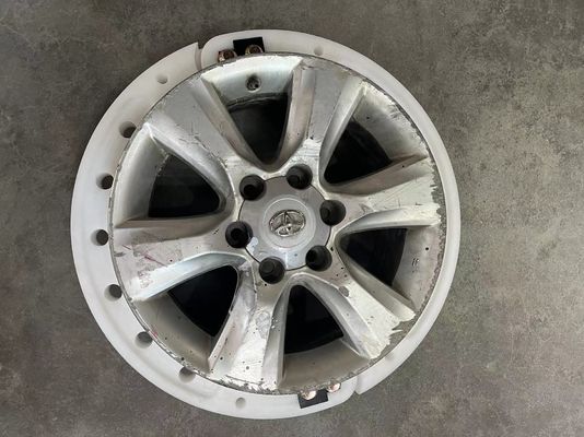 改造された車両タイヤアクセサリー 走行平面挿入 弾丸を撃つのを防ぎます