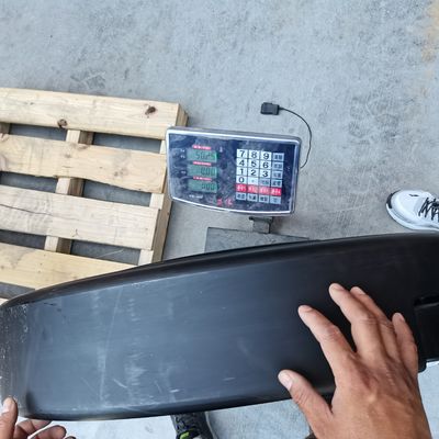 Runflatは最大耐久性のために 軍事工学級の合成材料を挿入します